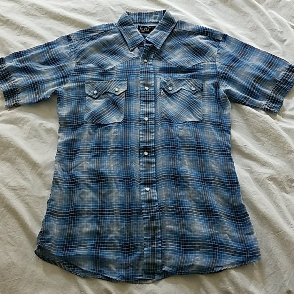 Vintage Levi's Western Snap shirt.